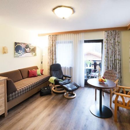 Hotel Garni Vier Jahreszeiten Bad Füssing Buitenkant foto