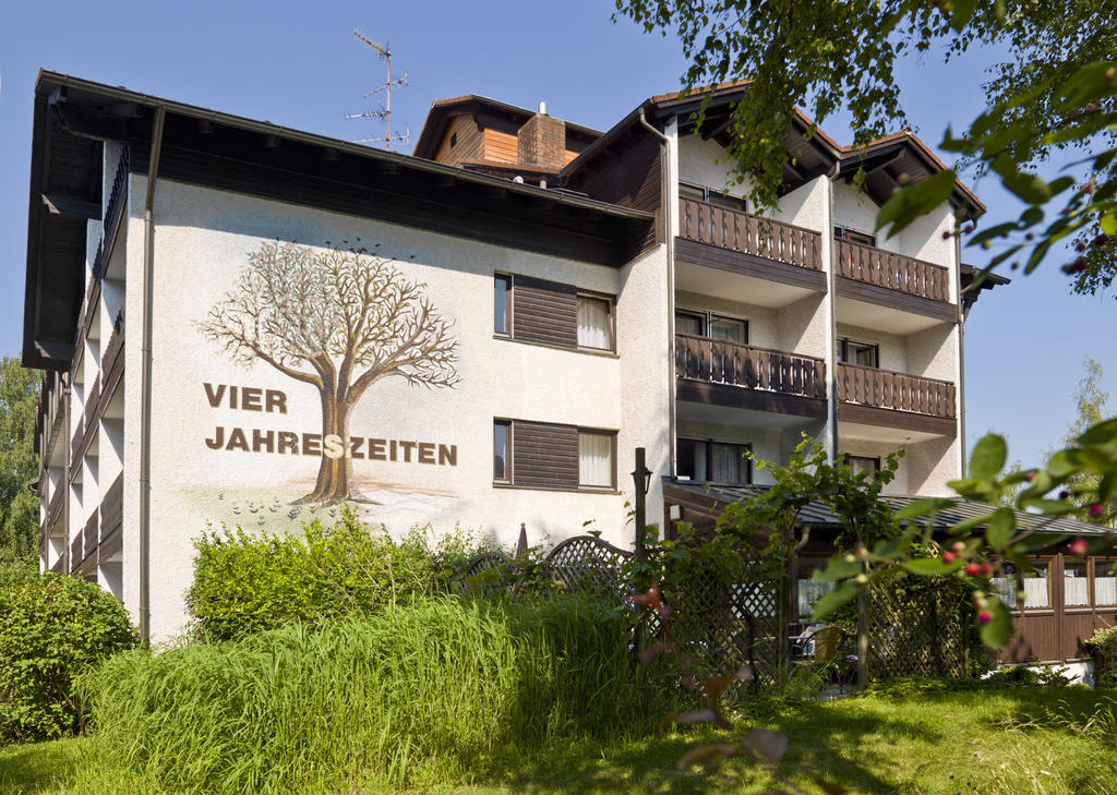 Hotel Garni Vier Jahreszeiten Bad Füssing Buitenkant foto