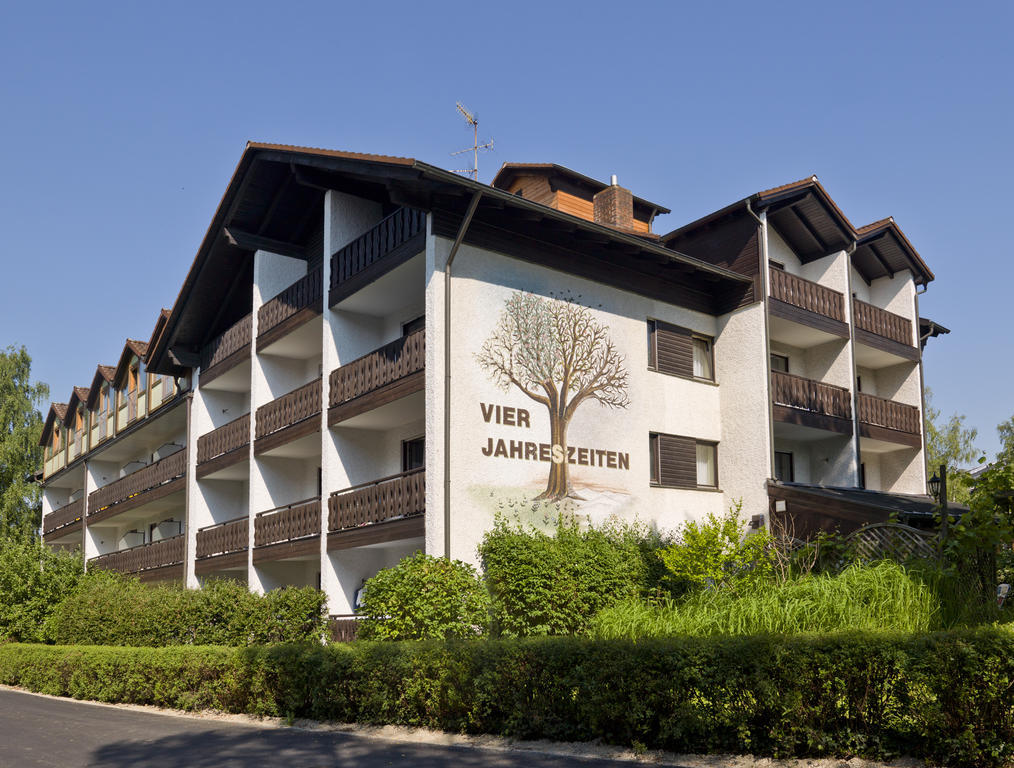 Hotel Garni Vier Jahreszeiten Bad Füssing Buitenkant foto