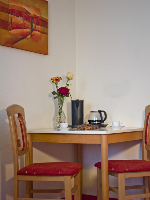 Hotel Garni Vier Jahreszeiten Bad Füssing Kamer foto